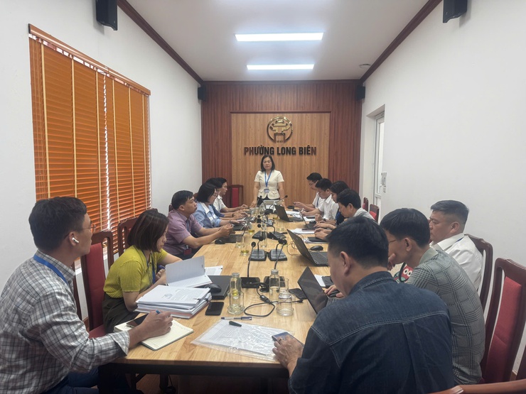 Thường trực HĐND phường Long Biên giám sát chuyên đề về công tác quản lý trật tự xây dựng trên địa bàn- Ảnh 1.