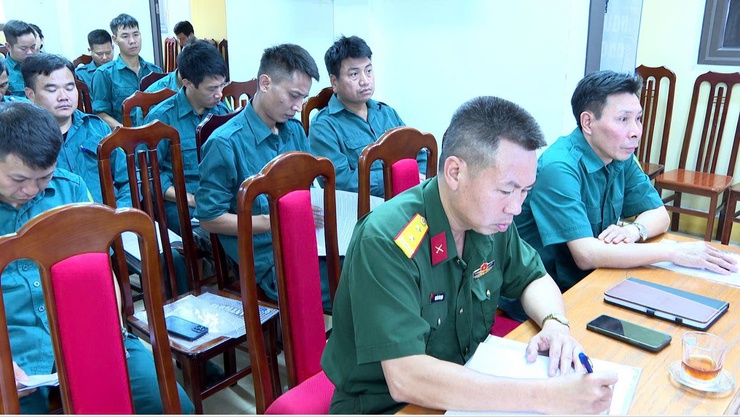 UBND xã Hát Môn tổ chức tập huấn nâng cao kiến thức, kỹ năng phòng, chống thiên tai cho lực lượng xung kích cơ sở- Ảnh 2.