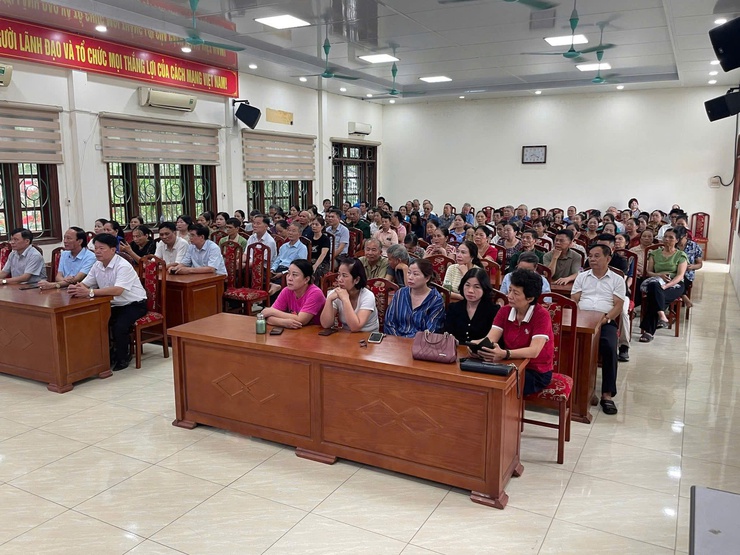 ỦY BAN NHÂN DÂN XÃ ĐÔNG ANH TỔ CHỨC TẬP HUẤN, TUYÊN TRUYỀN CHÍNH SÁCH BẢO TRỢ XÃ HỘI NĂM 2026- Ảnh 4.