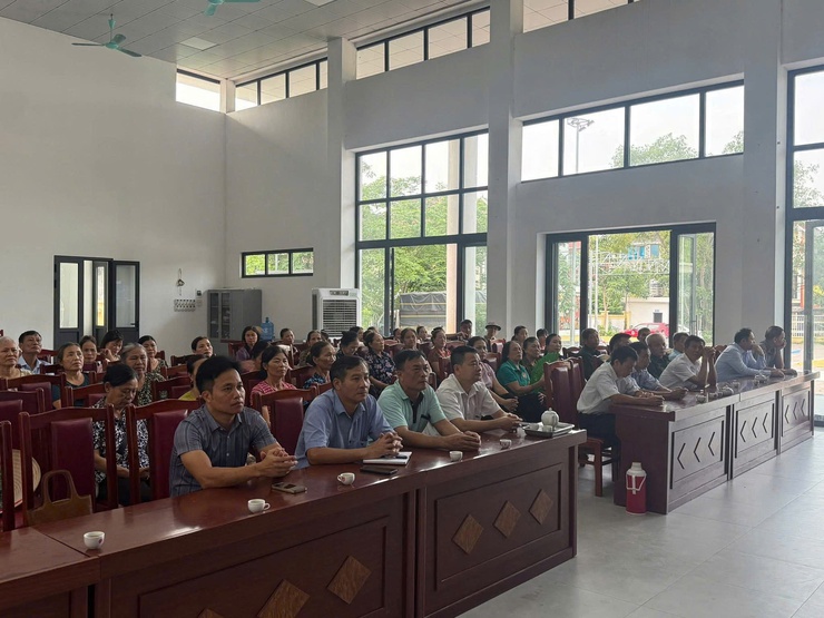 ỦY BAN NHÂN DÂN XÃ ĐÔNG ANH TỔ CHỨC TẬP HUẤN, TUYÊN TRUYỀN CHÍNH SÁCH BẢO TRỢ XÃ HỘI NĂM 2026- Ảnh 5.