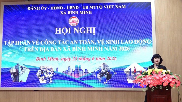 BÌNH MINH: TẬP HUẤN VỀ CÔNG TÁC AN TOÀN, VỆ SINH LAO ĐỘNG.- Ảnh 1.