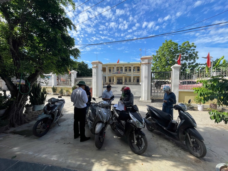 XÃ BÌNH MINH KIỂM TRA, RÀ SOÁT HIỆN TRẠNG TÀI SẢN CÔNG NHÀ, ĐẤT PHỤC VỤ PHƯƠNG ÁN SẮP XẾP, KHAI THÁC HIỆU QUẢ NGUỒN LỰC CÔNG- Ảnh 2.