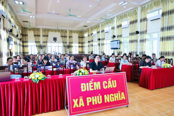 Phú Nghĩa triển khai khám sức khỏe định kỳ, khám sàng lọc miễn phí cho người dân- Ảnh 2.