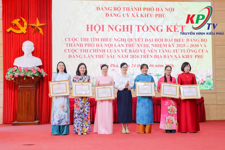 Đảng ủy xã Kiều Phú tổ chức hội nghị tổng kết các cuộc thi về Nghị quyết Đại hội Đảng bộ thành phố Hà Nội và bảo vệ nền tảng tư tưởng của Đảng- Ảnh 15.