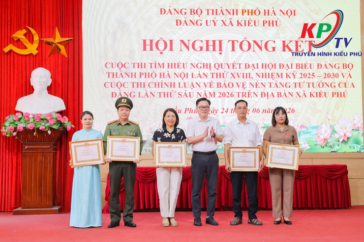 Đảng ủy xã Kiều Phú tổ chức hội nghị tổng kết các cuộc thi về Nghị quyết Đại hội Đảng bộ thành phố Hà Nội và bảo vệ nền tảng tư tưởng của Đảng- Ảnh 14.