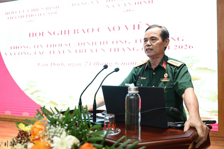 Hội Cựu chiến binh thành phố Hà Nội tổ chức Hội nghị báo cáo viên về thông tin thời sự, định hướng tư tưởng và công tác tuyên truyền tháng 6 năm 2026- Ảnh 3.