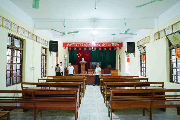 Đoàn kiểm tra số 3 xã Quốc Oai kiểm tra, chấm điểm cuộc thi “Giữ gìn thôn Sáng – Xanh – Sạch – Đẹp – An toàn”- Ảnh 2.