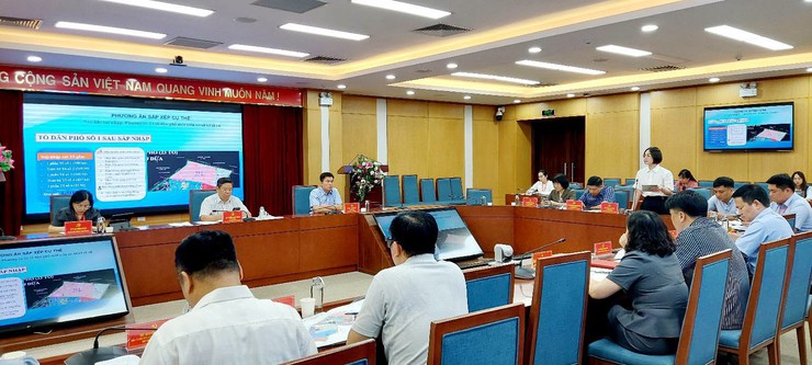 Phường Ô Chợ Dừa cho ý kiến về Đề án sắp xếp tổ dân phố- Ảnh 2.