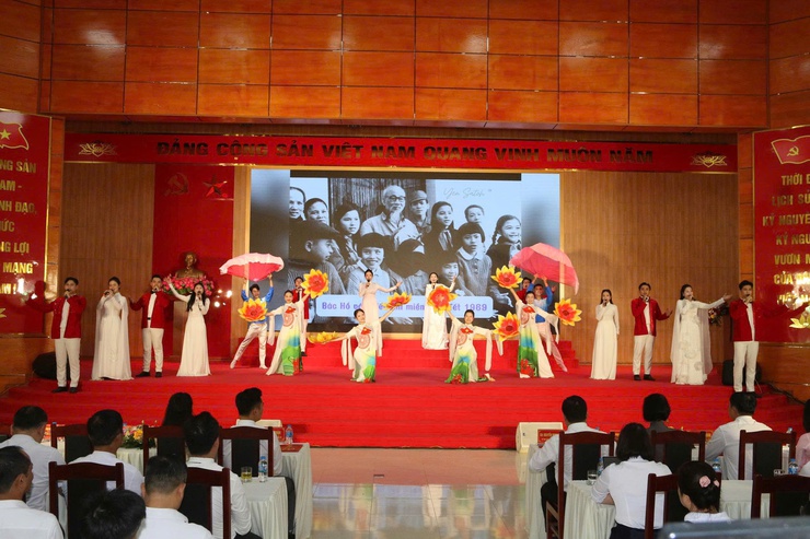Phường Thanh Liệt sơ kết 1 năm vận hành chính quyền địa phương 2 cấp và tổng kết Cuộc thi chính luận về bảo vệ nền tảng tư tưởng của Đảng lần thứ I năm 2026- Ảnh 10.