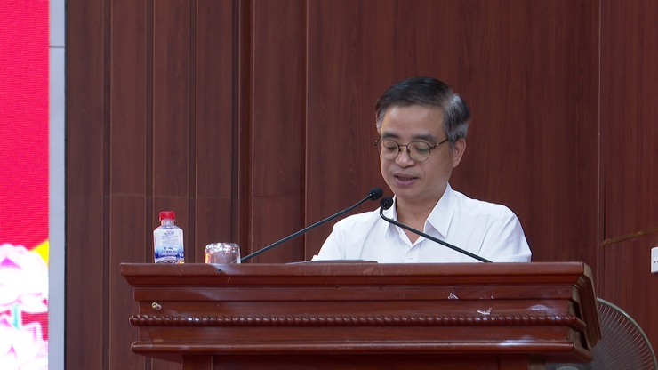 Hội nghị tổng kết Hội thi Báo cáo viên, Tuyên truyền viên giỏi; tổng kết, trao giải Cuộc thi chính luận về bảo vệ nền tảng tư tưởng của Đảng lần thứ sáu, năm 2026 và triển khai Đề án sắp xếp chi bộ thôn thuộc Đảng bộ- Ảnh 10.