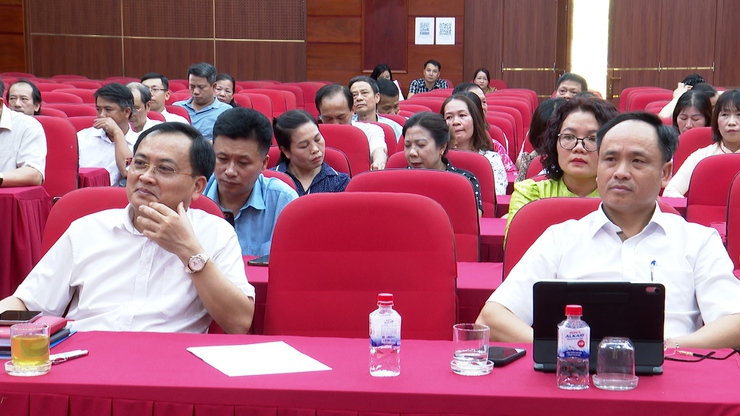 Hội nghị tổng kết Hội thi Báo cáo viên, Tuyên truyền viên giỏi; tổng kết, trao giải Cuộc thi chính luận về bảo vệ nền tảng tư tưởng của Đảng lần thứ sáu, năm 2026 và triển khai Đề án sắp xếp chi bộ thôn thuộc Đảng bộ- Ảnh 2.