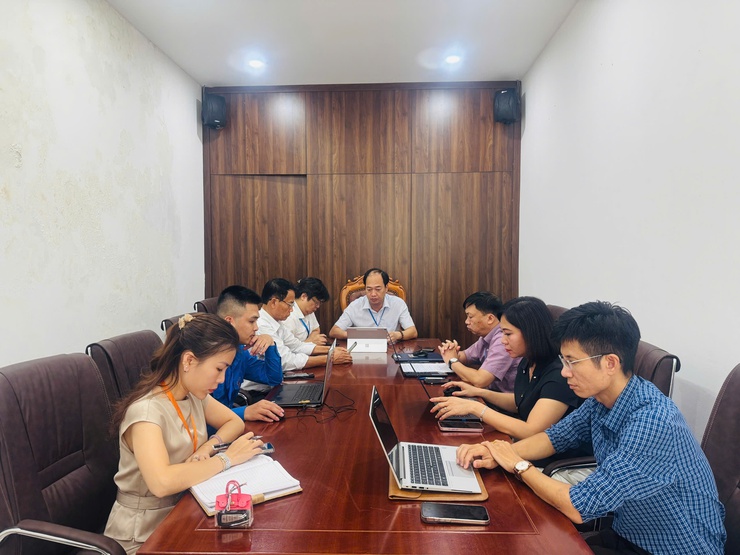 Ban Văn hóa – Xã hội thẩm tra các tờ trình, dự thảo nghị quyết trình kỳ họp thứ 3 (kỳ họp chuyên đề) Hội đồng nhân dân phường Long Biên- Ảnh 1.