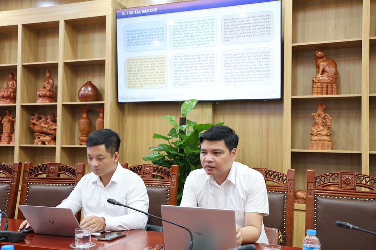 Xã Tam Hưng tham dự hội nghị trực tuyến triển khai Nghị quyết số 57-NQ/TW về phát triển khoa học, công nghệ, đổi mới sáng tạo và chuyển đổi số- Ảnh 4.
