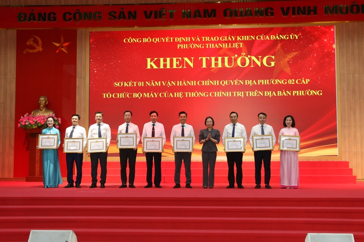 Phường Thanh Liệt sơ kết 1 năm vận hành chính quyền địa phương 2 cấp và tổng kết Cuộc thi chính luận về bảo vệ nền tảng tư tưởng của Đảng lần thứ I năm 2026- Ảnh 16.
