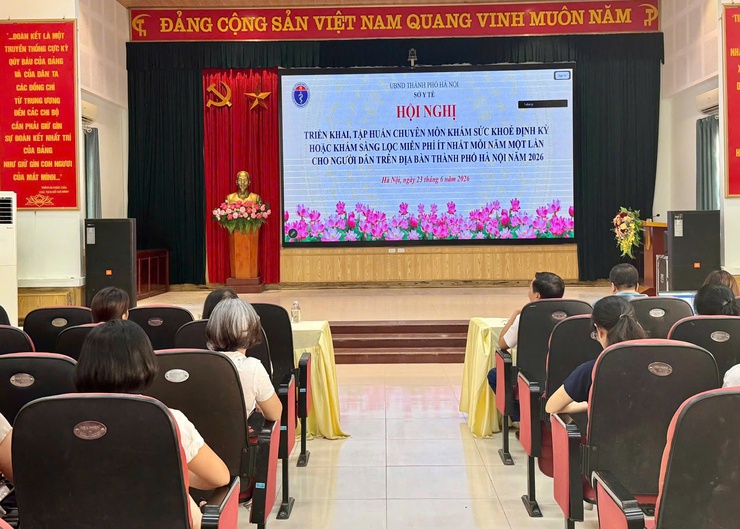 Sơn Đồng tiếp sóng hội nghị trực tuyến triển khai tập huấn công tác khám sức khỏe định kỳ, khám sàng lọc miễn phí cho người dân năm 2026- Ảnh 1.