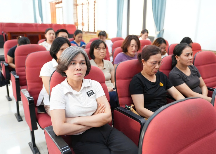 Sơn Đồng tiếp sóng hội nghị trực tuyến triển khai tập huấn công tác khám sức khỏe định kỳ, khám sàng lọc miễn phí cho người dân năm 2026- Ảnh 2.