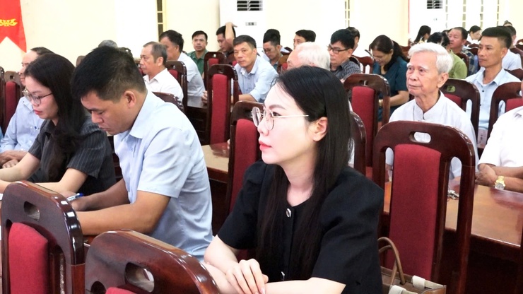 XÃ DÂN HÒA BIỂU DƯƠNG 27 GIA ĐÌNH VĂN HÓA TIÊU BIỂU NHÂN KỶ NIỆM 25 NĂM NGÀY GIA ĐÌNH VIỆT NAM

- Ảnh 7.
