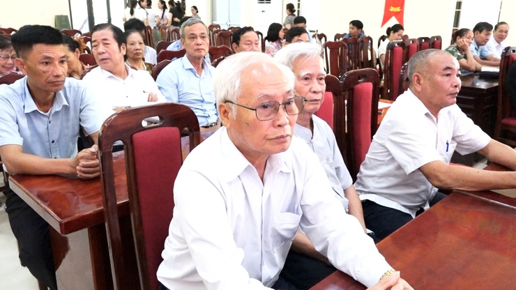 XÃ DÂN HÒA BIỂU DƯƠNG 27 GIA ĐÌNH VĂN HÓA TIÊU BIỂU NHÂN KỶ NIỆM 25 NĂM NGÀY GIA ĐÌNH VIỆT NAM

- Ảnh 5.