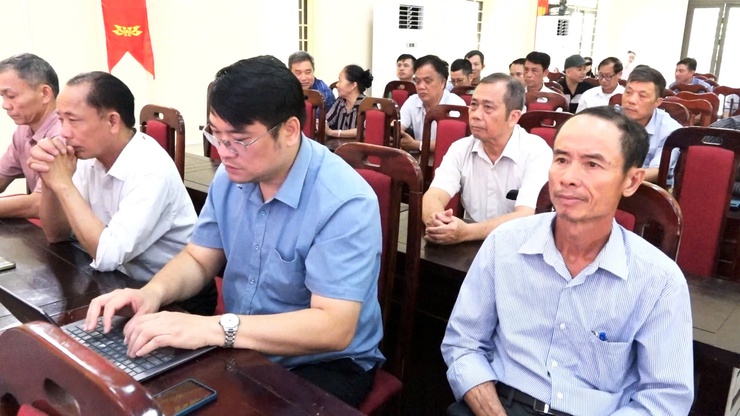 XÃ DÂN HÒA BIỂU DƯƠNG 27 GIA ĐÌNH VĂN HÓA TIÊU BIỂU NHÂN KỶ NIỆM 25 NĂM NGÀY GIA ĐÌNH VIỆT NAM

- Ảnh 6.