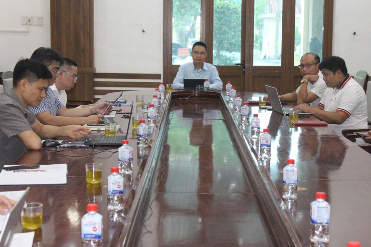 Xã Phú Xuyên tham dự Phiên họp chuyên đề về phát triển khoa học, công nghệ, đổi mới sáng tạo, chuyển đổi số và Đề án 06- Ảnh 1.