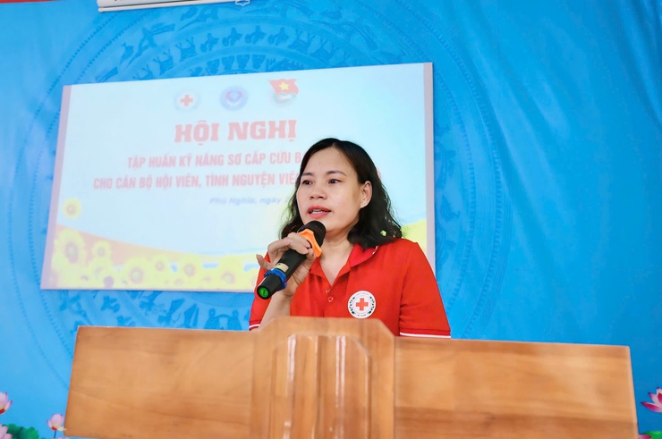 Tập huấn kỹ năng sơ cấp cứu ban đầu cho cán bộ, hội viên Chữ thập đỏ- Ảnh 1.