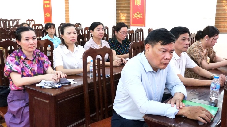 HỘI NGHỊ BAN CHẤP HÀNH HỘI CHỮ THẬP ĐỎ XÃ DÂN HÒA MỞ RỘNG ĐÁNH GIÁ CÔNG TÁC 6 THÁNG ĐẦU NĂM VÀ TRIỂN KHAI NHIỆM VỤ 6 THÁNG CUỐI NĂM 2026- Ảnh 3.