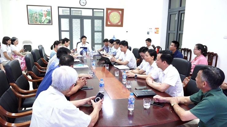 ĐẠI BIỂU HĐND XÃ BÌNH MINH THẢO LUẬN TỔ, ĐÓNG GÓP NHIỀU Ý KIẾN VÀO CÁC NỘI DUNG TRÌNH KỲ HỌP THỨ BA- Ảnh 2.