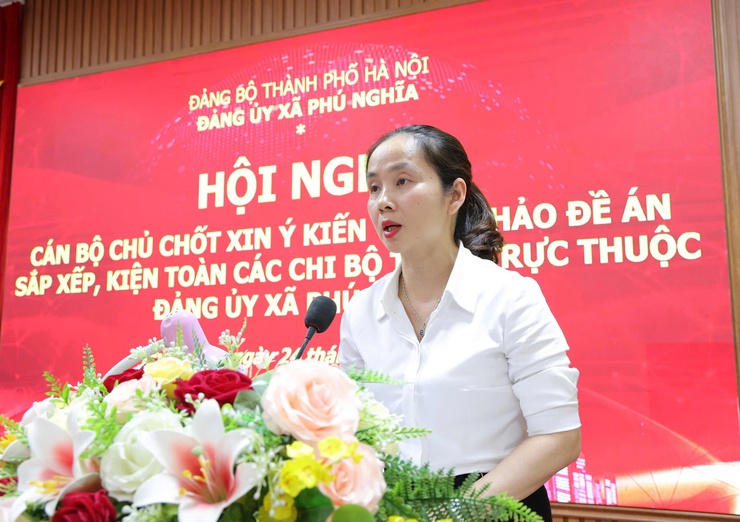 Hội nghị cán bộ chủ chốt xin ý kiến về Dự thảo Đề án sắp xếp, kiện toàn các chi bộ thôn trực thuộc Đảng bộ xã Phú Nghĩa- Ảnh 3.