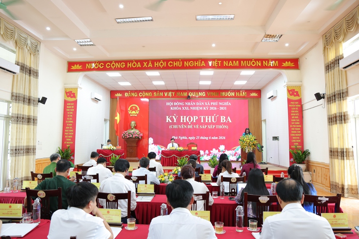 Hội đồng nhân dân xã Phú Nghĩa tổ chức Kỳ họp chuyên đề về sắp xếp thôn trên địa bàn xã- Ảnh 3.