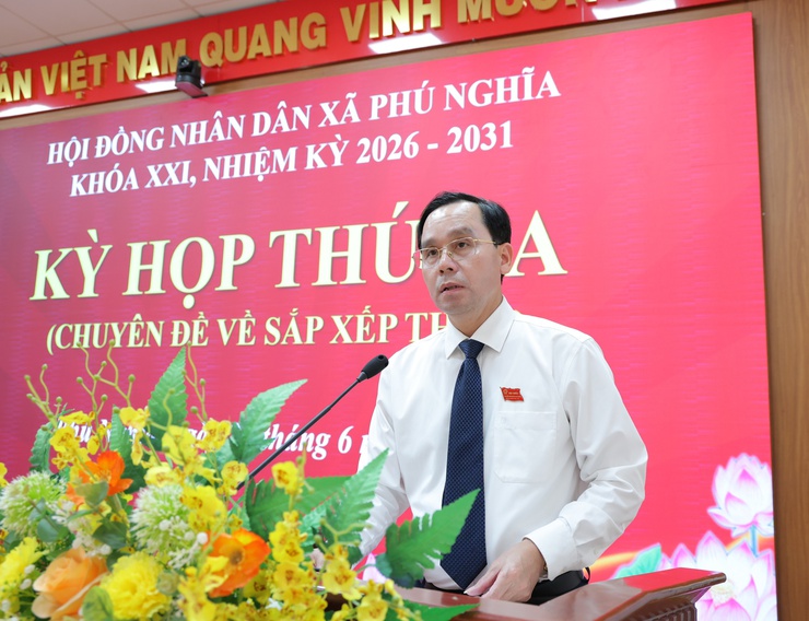 Hội đồng nhân dân xã Phú Nghĩa tổ chức Kỳ họp chuyên đề về sắp xếp thôn trên địa bàn xã- Ảnh 4.
