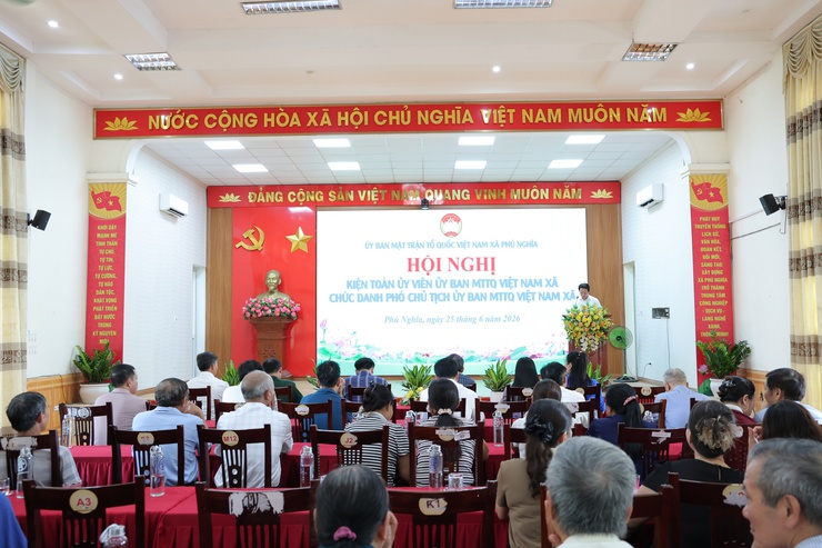 Ủy ban MTTQ Việt Nam xã Phú Nghĩa kiện toàn Ủy viên và chức danh Phó Chủ tịch Ủy ban MTTQ Việt Nam xã nhiệm kỳ 2025 - 2030- Ảnh 1.