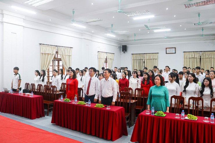 154 học viên được cấp chứng chỉ hoàn thành chương trình Bồi dưỡng nhận thức về Đảng khóa III năm 2026- Ảnh 1.