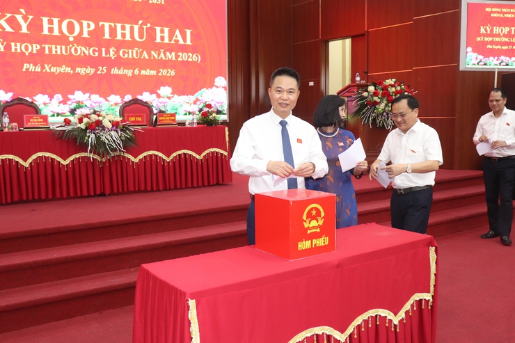 Bế mạc kỳ họp thứ hai HĐND xã Phú Xuyên (kỳ họp thường lệ giữa năm 2026) khóa II, nhiệm kỳ 2026 – 2031- Ảnh 10.