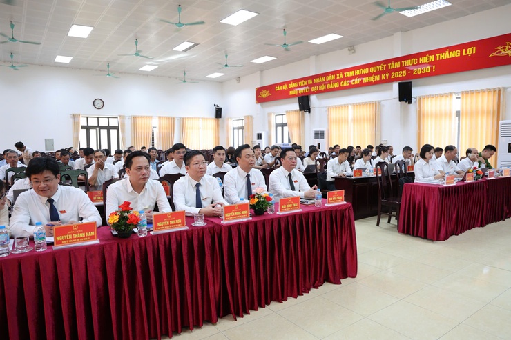 Kỳ họp thứ 3 HĐND xã Tam Hưng: Quyết nghị nhiều nội dung quan trọng, tạo động lực phát triển 6 tháng cuối năm 2026- Ảnh 1.