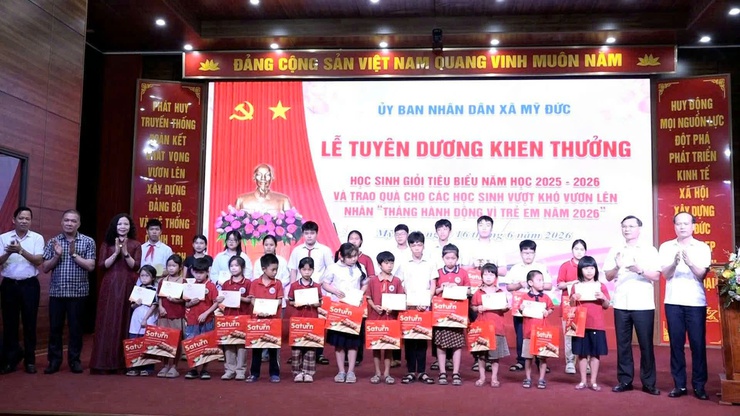 BỮA SÁNG NHÂN ÁI, ẤM ÁP NGHĨA TÌNH CỦA HỘI CHỮ THẬP ĐỎ XÃ MỸ ĐỨC TẠI BỆNH VIÊN ĐA KHOA MỸ ĐỨC- Ảnh 10.