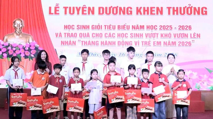 BỮA SÁNG NHÂN ÁI, ẤM ÁP NGHĨA TÌNH CỦA HỘI CHỮ THẬP ĐỎ XÃ MỸ ĐỨC TẠI BỆNH VIÊN ĐA KHOA MỸ ĐỨC- Ảnh 11.