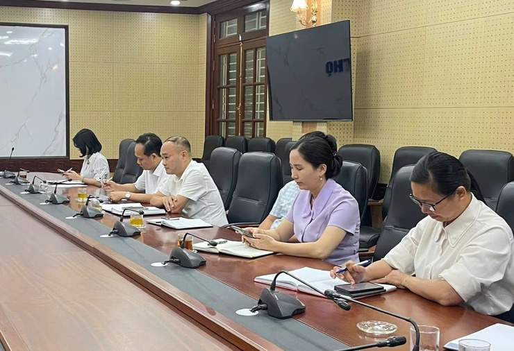 UBND xã họp Tiểu ban kỹ thuật bảo vệ đê, tiêu thoát úng, khắc phục hậu quả và phục hồi sản xuất năm 2026- Ảnh 2.