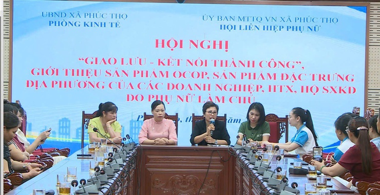 CHỊ HOÀNG THỊ HẰNG VÀ HÀNH TRÌNH ĐƯA GÀ Ủ MUỐI PHÚC THỌ LÊN KHÔNG GIAN SỐ- Ảnh 1.