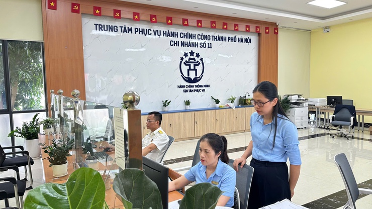 Phú Xuyên: Chính quyền số đến gần dân hơn sau một năm vận hành mô hình chính quyền địa phương hai cấp- Ảnh 1.
