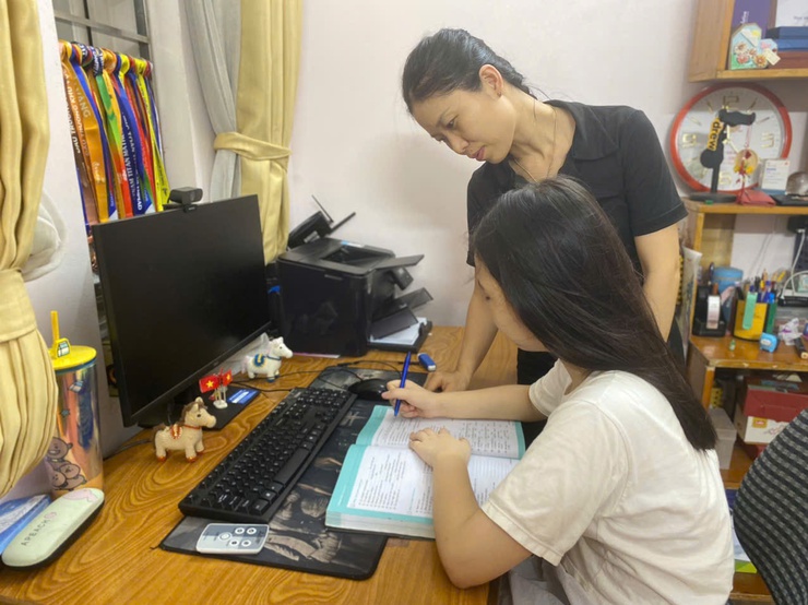 Hành trình tận hiến với hai sứ mệnh: Bảo vệ sức khỏe cộng đồng và vun đắp thế hệ tương lai- Ảnh 2.