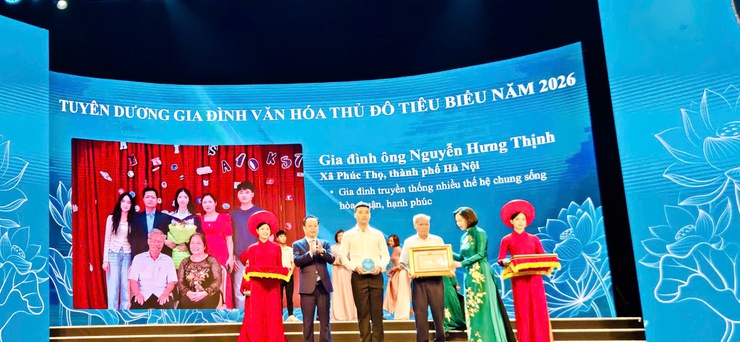 GIA ĐÌNH ÔNG NGUYỄN HƯNG THỊNH, THÔN DUM, XÃ PHÚC THỌ – GIA ĐÌNH VĂN HÓA TIÊU BIỂU THỦ ĐÔ NĂM 2026- Ảnh 4.