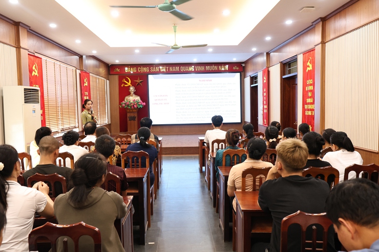 Trạm Y tế xã Vân Đình tổ chức tập huấn, phổ biến kiến thức an toàn thực phẩm cho các cơ sở kinh doanh dịch vụ ăn uống năm 2026- Ảnh 1.