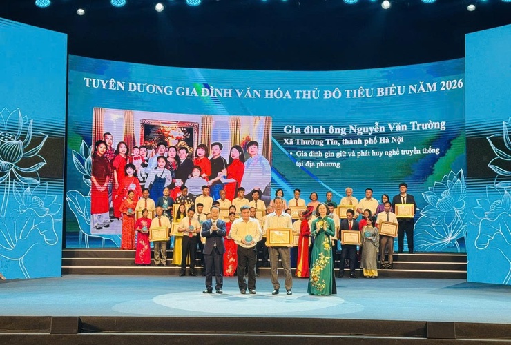 Gia đình ông Nguyễn Văn Trường, xã Thường Tín được tuyên dương Gia đình văn hóa tiêu biểu Thủ đô năm 2026- Ảnh 2.