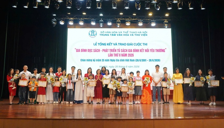 Phường Chương Mỹ giành giải Khuyến khích Cuộc thi “Gia đình đọc sách - Phát triển tủ sách gia đình kết nối yêu thương” lần thứ II- Ảnh 3.