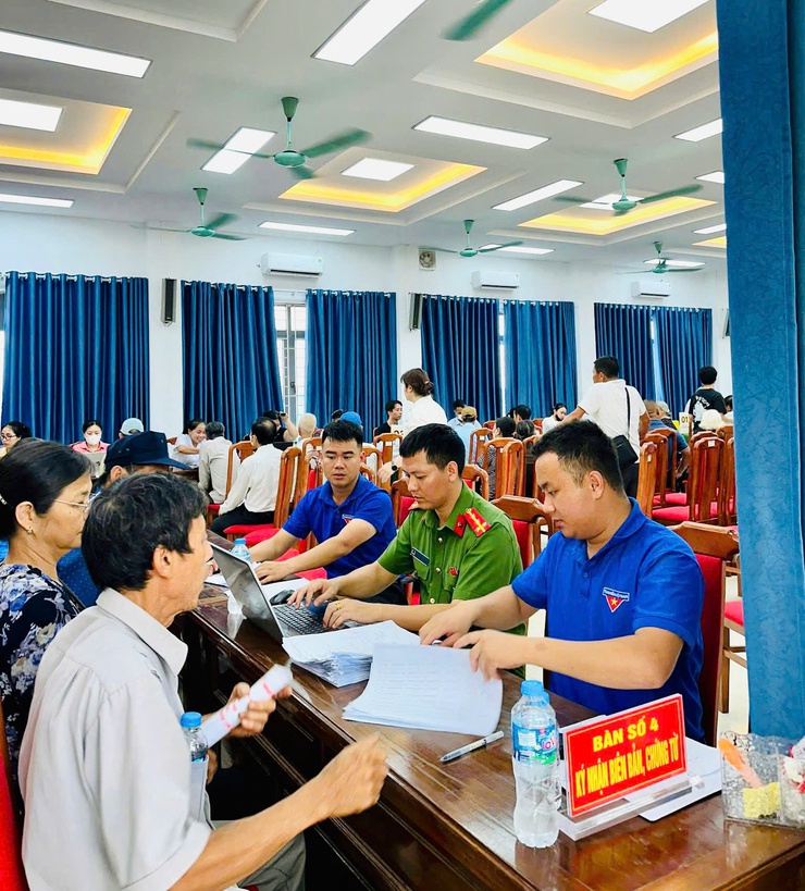 TUỔI TRẺ XÃ PHÚC THỌ CHUNG TAY THỰC HIỆN ĐỢT CAO ĐIỂM THU NHẬN MẪU SINH PHẨM ADN THÂN NHÂN LIỆT SĨ CHƯA XÁC ĐỊNH THÔNG TIN- Ảnh 1.
