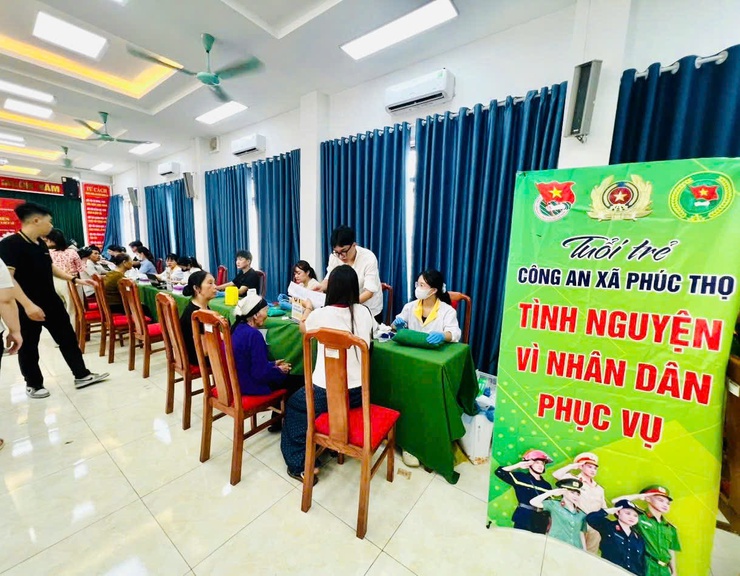 TUỔI TRẺ XÃ PHÚC THỌ CHUNG TAY THỰC HIỆN ĐỢT CAO ĐIỂM THU NHẬN MẪU SINH PHẨM ADN THÂN NHÂN LIỆT SĨ CHƯA XÁC ĐỊNH THÔNG TIN- Ảnh 3.