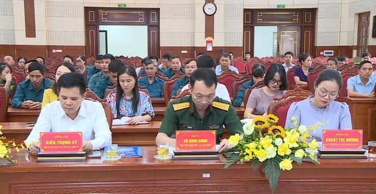 Phúc Thọ sơ kết công tác quân sự, quốc phòng địa phương 6 tháng đầu năm 2026; tổng kết thi hành Luật Quốc phòng năm 2018, Luật DQTV năm 2019 và Luật GDQP&AN năm 2013- Ảnh 6.