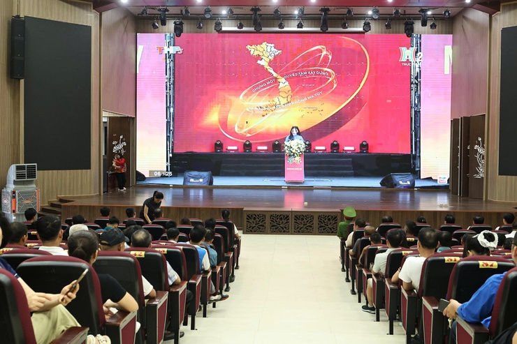 Xã Vân Đình hưởng ứng Tháng hành động phòng, chống ma túy năm 2026 và phát động Giải chạy phong trào “Chung một quyết tâm xây dựng xã, phường, đặc khu không ma túy”- Ảnh 2.