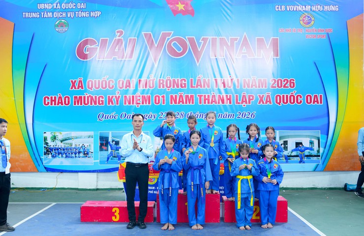 Trao giải các nội dung thi đấu Nhóm 1, Nhóm 2 Giải Vovinam xã Quốc Oai mở rộng lần thứ I năm 2026- Ảnh 4.