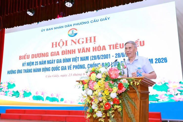 Phường Cầu Giấy biểu dương các gia đình văn hóa tiêu biểu, lan tỏa những giá trị tốt đẹp của gia đình Việt Nam- Ảnh 5.